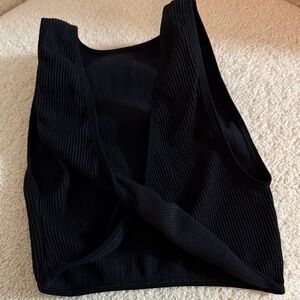 Aritzia Black Ribbed Women's Top